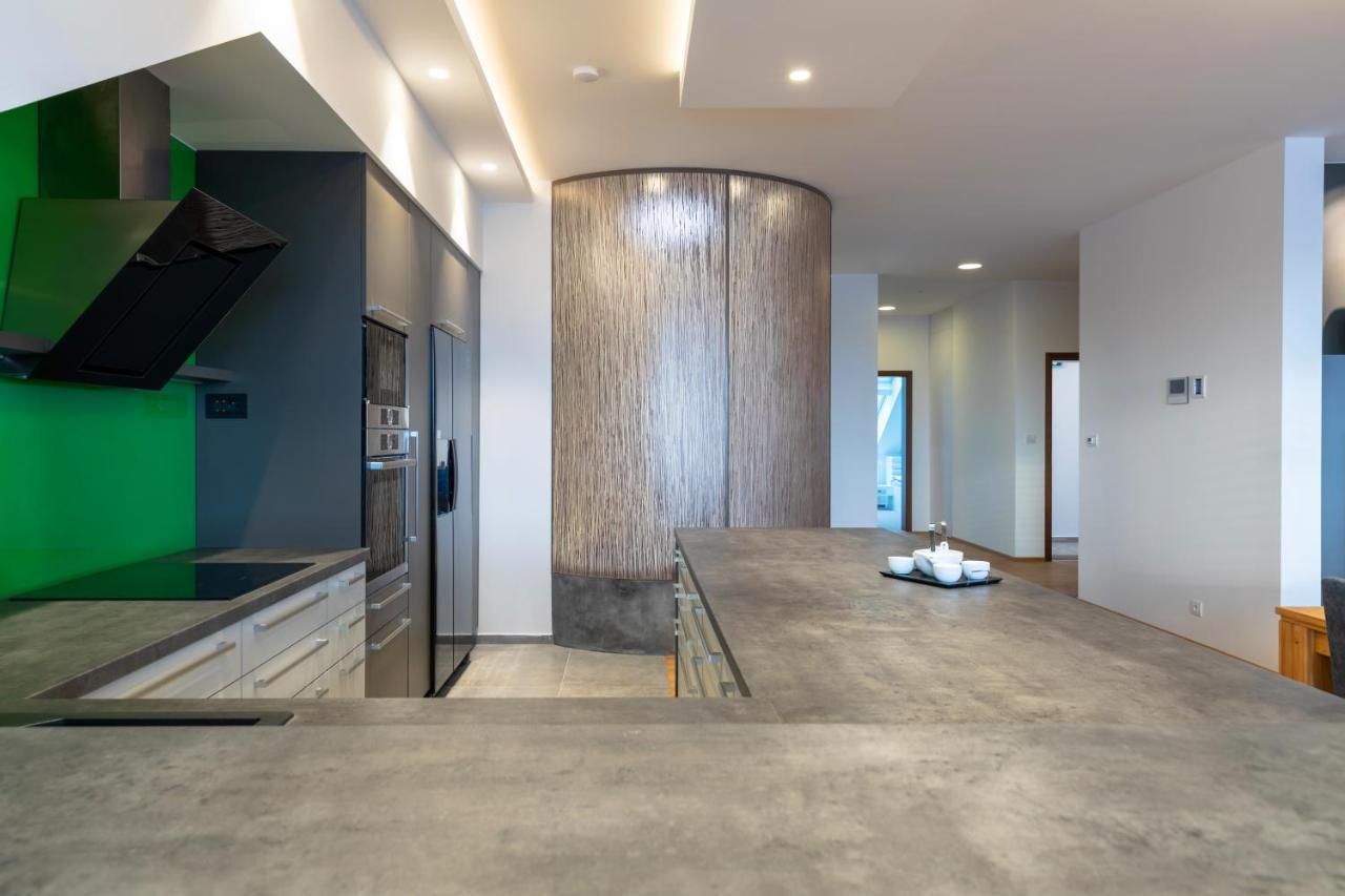 Lexor Apartment *